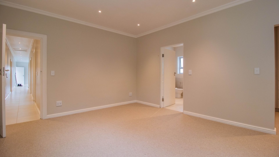 To Let 3 Bedroom Property for Rent in Bishopscourt Western Cape